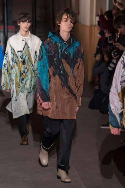 Look 105